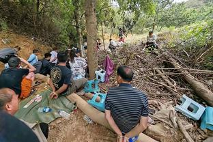 追梦谈昨日失利：我要做得更好 要让克莱下半场多接球